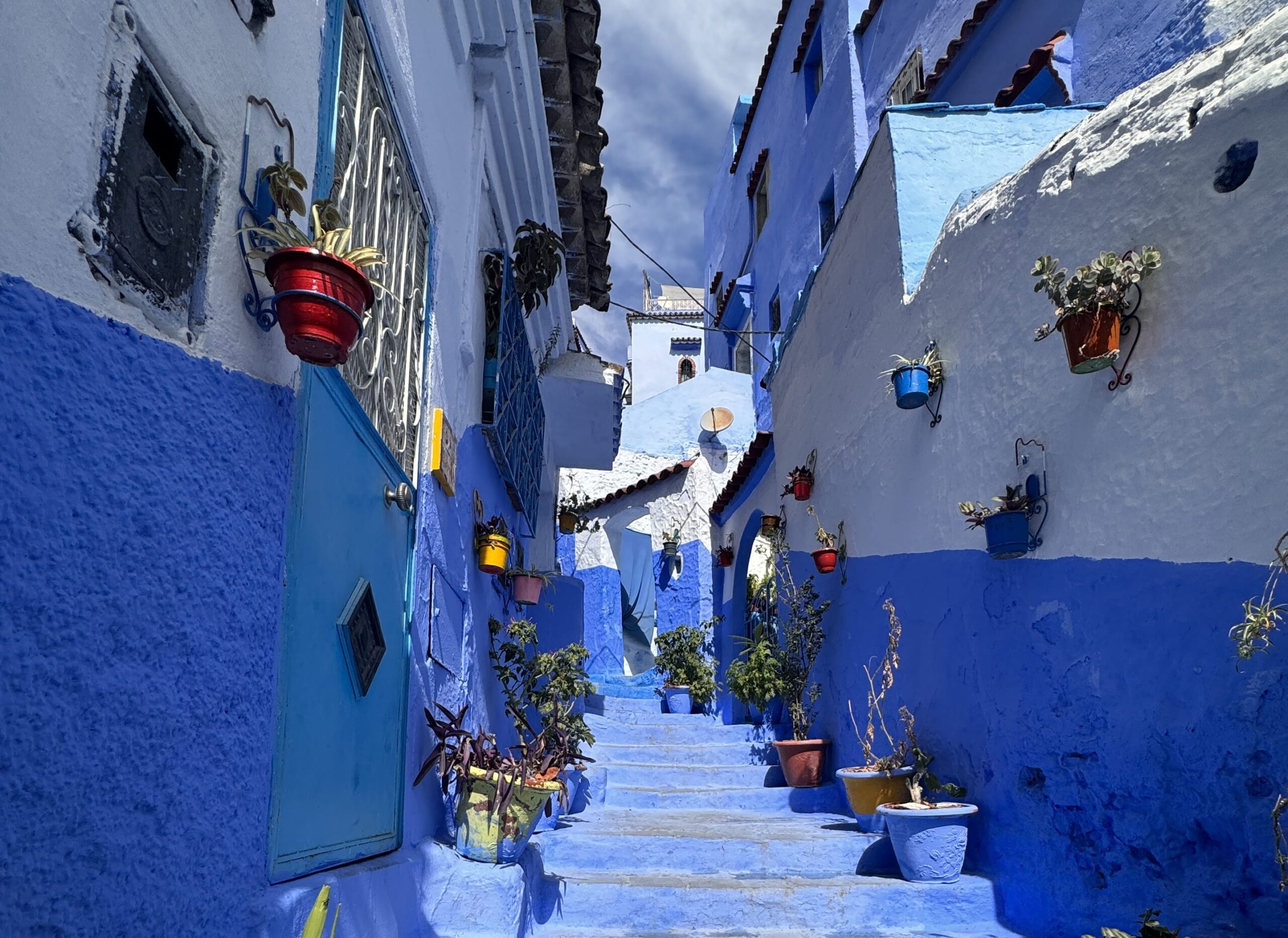 2-Day Blue City Adventure: Tangier to Chefchaouen